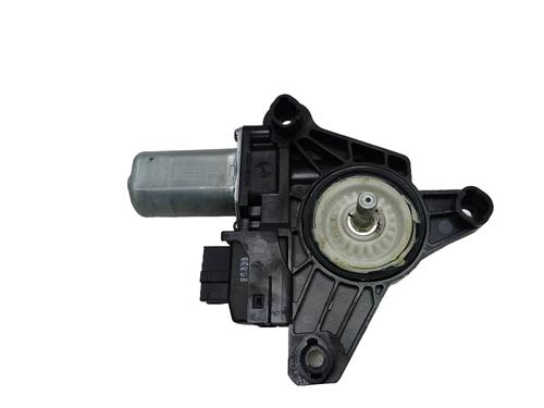 Used Right rear window motor Right rear window motor MERCEDES-BENZ C-CLASS T-Model (S205) C 220 BlueTEC / d (205.204) (170 hp) 18574479 18574479