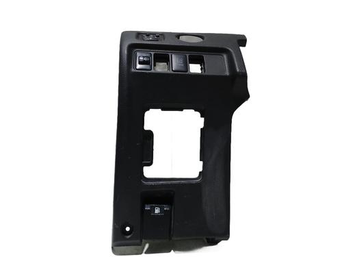 Hovedlysbryter MITSUBISHI L200 / TRITON (KJ_, KK_, KL_) 2.2 DI-D 4WD (150 hp) 32494888