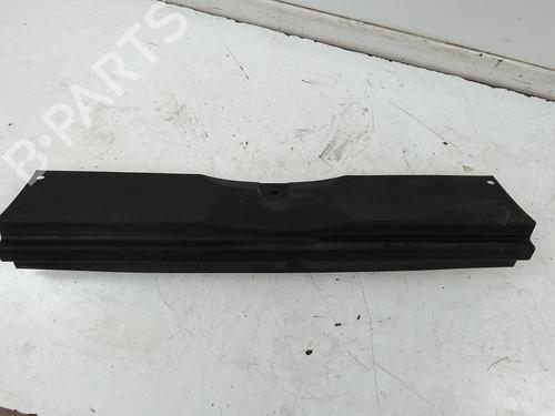 Used Tailgate trim Tailgate trim 18583645 18583645