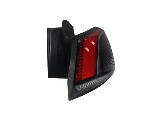 Used Right taillight Right taillight PEUGEOT 3008 II SUV (MC_, MR_, MJ_, M4_) 1.2 THP/ PureTech 130 (MRHNSM, MRHNSU, MRHNSJ, MRHNYW,... (131 hp) 30613668 30613668