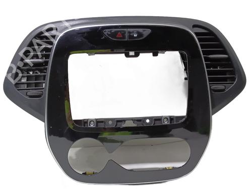 Used Air vent RENAULT CAPTUR I (J5_, H5_) 1.5 dCi 110 (110 hp) 32699161