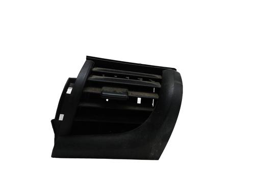 Used Air vent Air vent TOYOTA HILUX VIII Pickup (_N1_) 2.4 D 4WD (GUN125_, GUN125R) (150 hp) 18574670 18574670