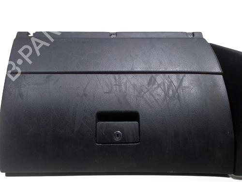 Used Glove box VW GOLF IV (1J1) 1.9 TDI (115 hp) 31804094