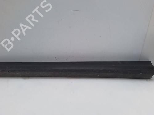 Used Door moulding trim SUBARU FORESTER (SJ_) 2.0 D AWD (SJD) (147 hp) 30051202