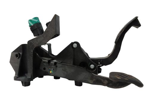 bremsepedal RENAULT CLIO V (B7_) 1.0 LPG (B7MT) (91 hp) 18596002
