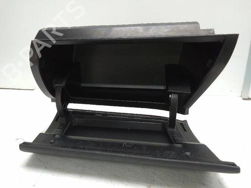 Used Glove box TOYOTA PRIUS PLUS (_W4_) 1.8 Hybrid (ZVW40W, ZVW41W) (136 hp) 18575493