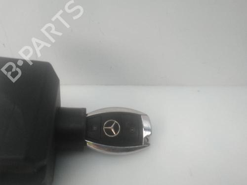 Used Ignition barrel MERCEDES-BENZ GLA-CLASS (X156) [2013-2022]  22226575