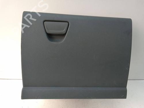 Used Glove box Glove box 19938473 19938473
