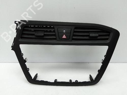 Used Air vent HYUNDAI i20 II (GB, IB) [2014-2021]  22719343