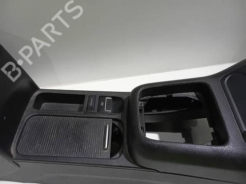 Middle console VW TIGUAN (5N_) 2.0 TDI | BP30050882I22