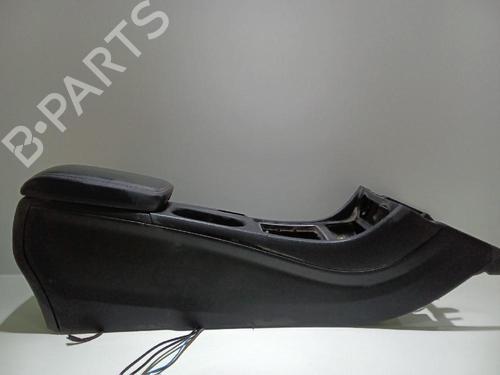 Used Middle console MERCEDES-BENZ A-CLASS (W176) A 180 CDI / d (176.012) (109 hp) 26050738