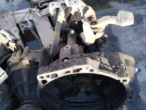 Gearkasse VW CADDY III MPV (2KB, 2KJ, 2CB, 2CJ) 1.9 TDI (105 hp) 28148378