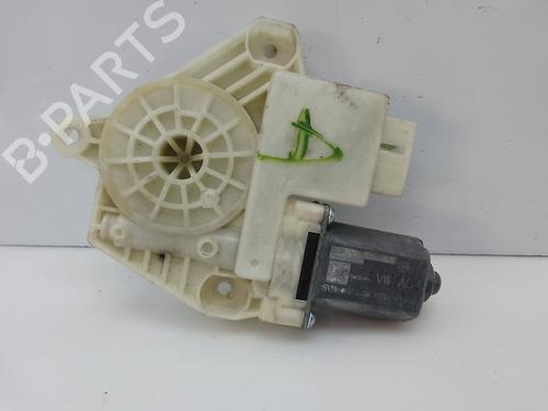 Used Right front window motor Right front window motor 21783545 21783545