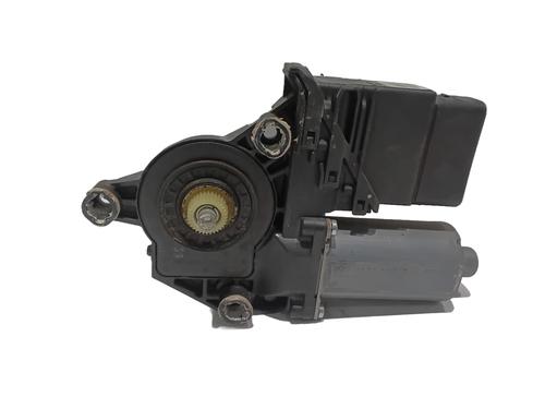 Right rear window motor VW GOLF V Variant (1K5) 1.9 TDI | BP37757672E22 - Image 4