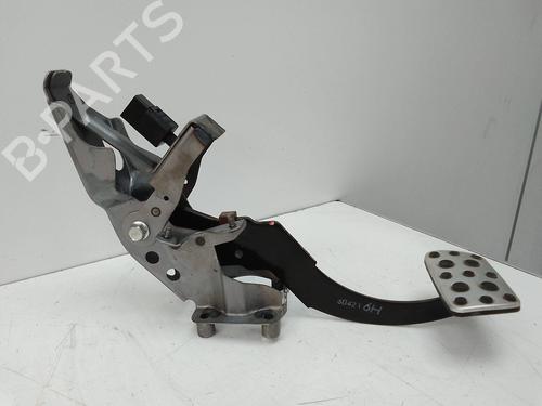 Used Break pedal Break pedal SUBARU FORESTER (SJ_) 2.0 D AWD (SJD) (147 hp) 18583177 18583177