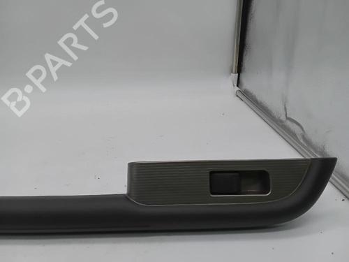 Used Left rear window switch NISSAN X-TRAIL I (T30) 2.2 Di 4x4 (114 hp) 26932877