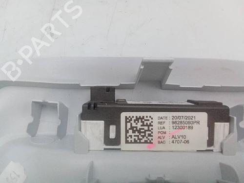 Used Interior roof light PEUGEOT 308 SW II (LC_, LJ_, LR_, LX_, L4_) [2014-2021]  21380024