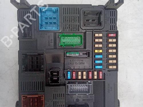 Used Fuse box CITROËN C4 CACTUS 1.6 BlueHDi 100 (99 hp) 18574977