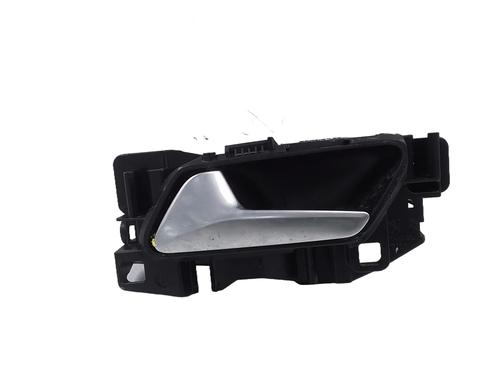 Used Rear right interior door handle PEUGEOT 308 III (FB_, FH_, FP_, F3_, FM_) PureTech 130 (FPHNSL, FPHNST) (131 hp) 30803087