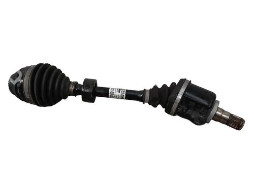 Used Left front driveshaft BMW X1 (F48) sDrive 18 d (150 hp) 33040648