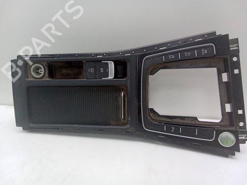 Midtkonsoll VW GOLF VII (5G1, BQ1, BE1, BE2) 2.0 GTD (184 hp) 28147992
