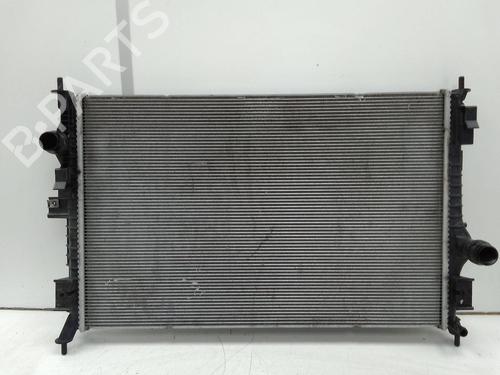Used Water radiator Water radiator 20143663 20143663