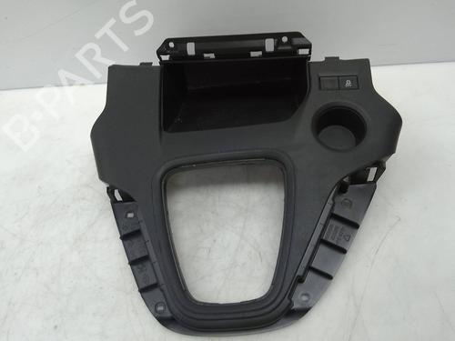 other-opel-combo-box-bodympv-k9-15-d-9825345280-2018-21258788 main image