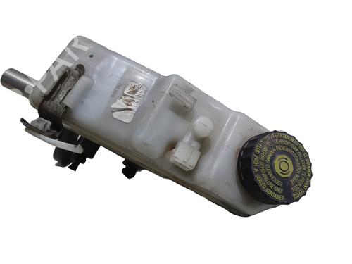 Used Brake master cylinder Brake master cylinder TOYOTA VERSO (_R2_) 2.0 D-4D (AUR20_, AUR20R) (124 hp) 34004313 34004313