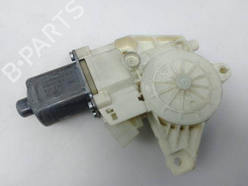 left-front-window-motor-mercedes-benz-c-class-t-model-s204-2007-2008-2009-2010-2011-2012-2013-2014-23416969 main image