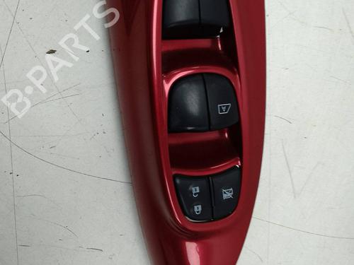 Used Left front window switch Left front window switch NISSAN JUKE (F15) 1.5 dCi (110 hp) 18737713 18737713