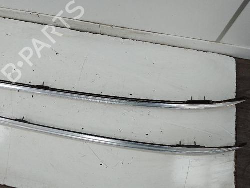 Used Roof bar TOYOTA AURIS Estate (_E18_) 1.4 D-4D (NDE180_) (90 hp) 18585841