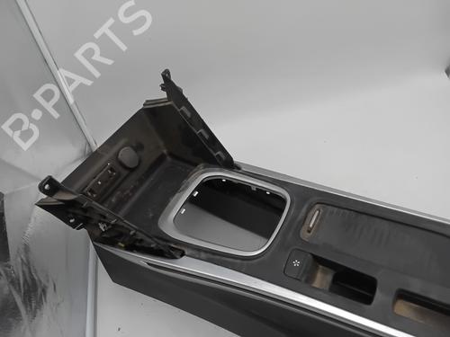 Middle console RENAULT MEGANE IV Hatchback (B9A/M/N_) 1.5 dCi 110 (B9A3) | BP28810716I22 
