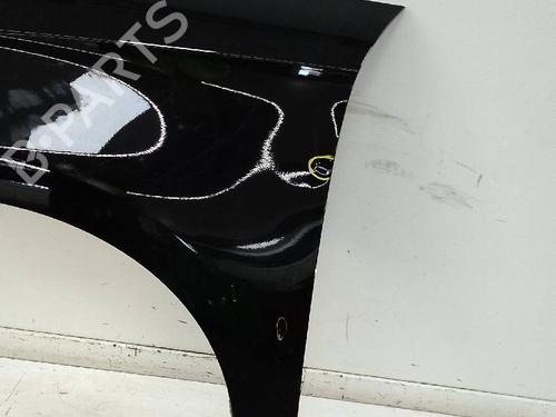 Used Left front fenders KIA CARENS IV 1.7 CRDi (116 hp) 25348788