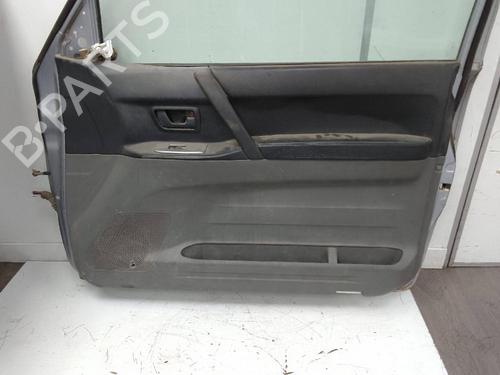 Right front door MITSUBISHI PAJERO CLASSIC (V2_W, V6_W, V7_W) 2.5 TD (V24W) | BP25485463C3 
