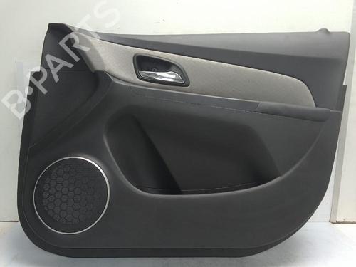 Used Front right panel CHEVROLET CRUZE (J300) 2.0 CDI (150 hp) 25811671