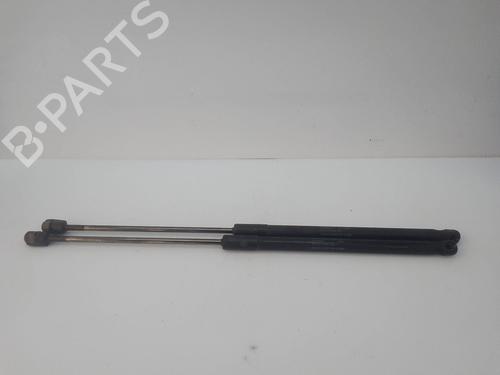 Używane Siłownik klapy tylnej / bagażnika VW POLO V (6R1, 6C1) 1.2 (70 hp) 28149962