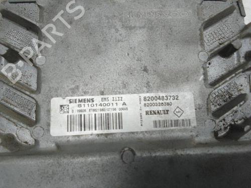 Used Engine control unit (ECU) DACIA SANDERO 1.5 dCi (88 hp) 26054432