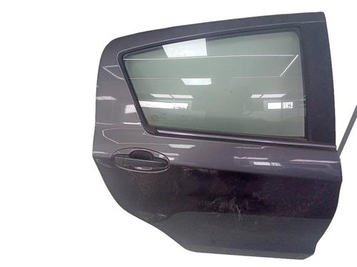 Used Right rear door Right rear door TOYOTA YARIS (_P13_) 1.5 (NSP131_) (112 hp) 26053221 26053221