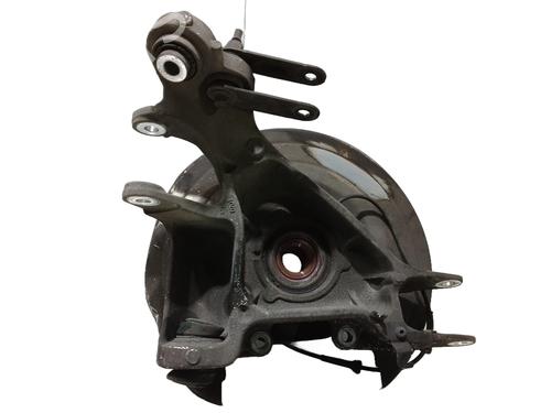 Used Right rear steering knuckle Right rear steering knuckle LAND ROVER RANGE ROVER SPORT II (L494) 3.0 SDV6 4x4 (292 hp) 34618090 34618090