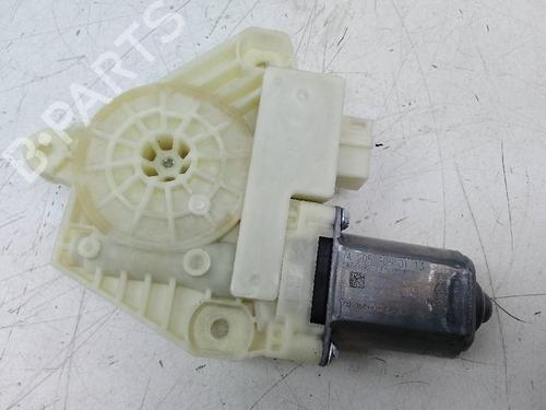 Used Right front window motor MERCEDES-BENZ GLC (X253) 220 d 4-matic (253.905, 253.903) (170 hp) 26055403