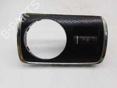Headlight switch SKODA SUPERB II Estate (3T5) 2.0 TDI 16V | BP25707675I24 
