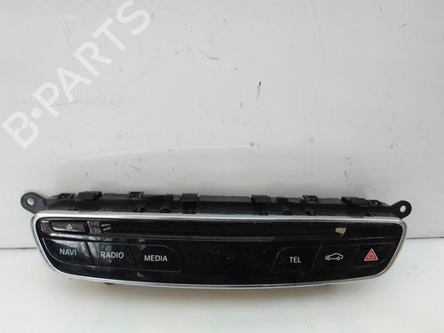 bilradio-mercedes-benz-v-class-w447-v-250-cdi-d-447811-447813-447815-a4479053700-2014-22777701 main image