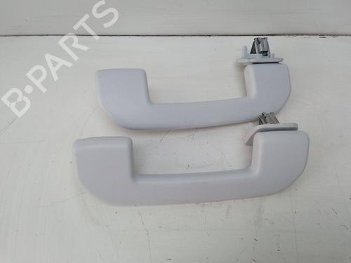 Used Interior roof handle Interior roof handle PEUGEOT 2008 II (UD_, US_, UY_, UJ_, UR_, UC_) 1.5 BlueHDI 110 (UDYHSK) (110 hp) 18582276 18582276