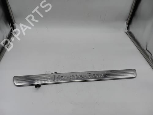 Door moulding trim MERCEDES-BENZ A-CLASS (W176) A 160 CDI / d (176.011) A2466805300