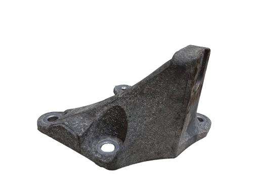 Used Engine mount Engine mount JAGUAR XE (X760) 2.0 D (180 hp) 34421625 34421625