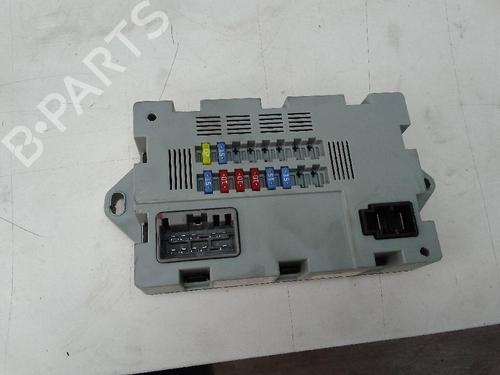 Fuse box LAND ROVER RANGE ROVER VELAR (L560) 2.0 P300 Si4 4x4 | BP18578146E1 