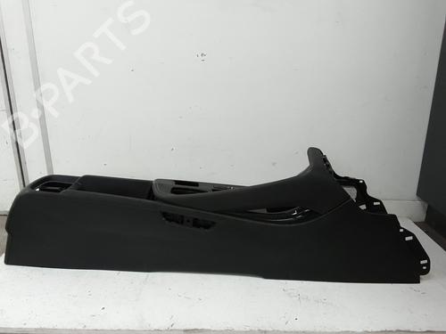 Middle console BMW X1 (F48) sDrive 18 d | BP29764946I22 