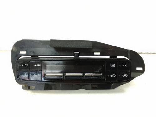 Used Climate control Climate control TOYOTA AURIS Estate (_E18_) 1.8 Hybrid (ZWE186_, ZWE186R, ZWE186H) (136 hp) 18585854 18585854