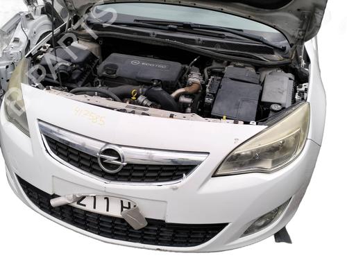 water-radiator-opel-astra-j-p10-17-cdti-68-sin-referencia-2009-2010-2011-2012-2013-2014-2015-2016-20504820 main image