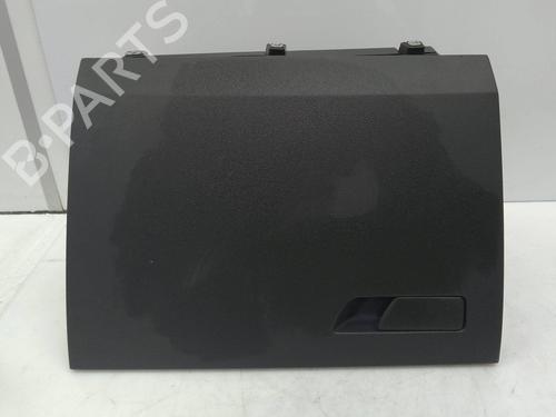 Used Glove box SEAT LEON (5F1) 2.0 TDI (150 hp) 28150603